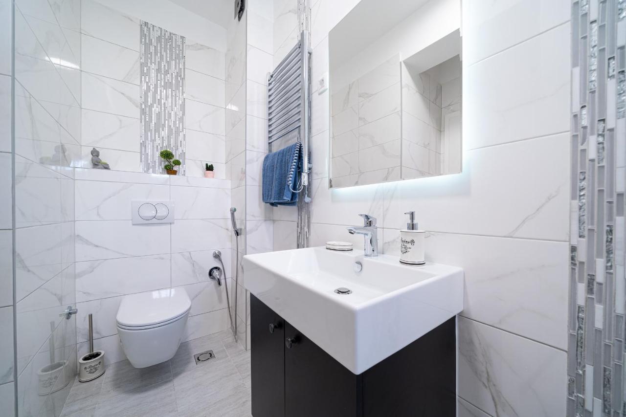 Luxury Dream View Apartment Kotor Luaran gambar